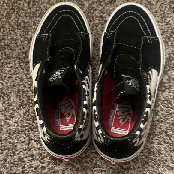 Vans Black and White Patterned Sneakers - Picture 5 of 5